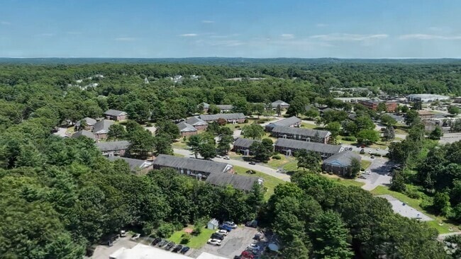 - Glen Meadow Apartments