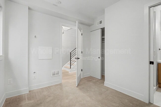 Building Photo - 4525 Tennyson St