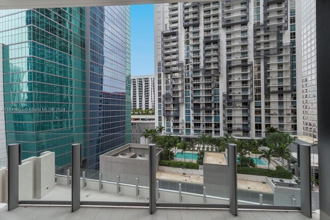 Foto del edificio - 300 Biscayne Blvd Way