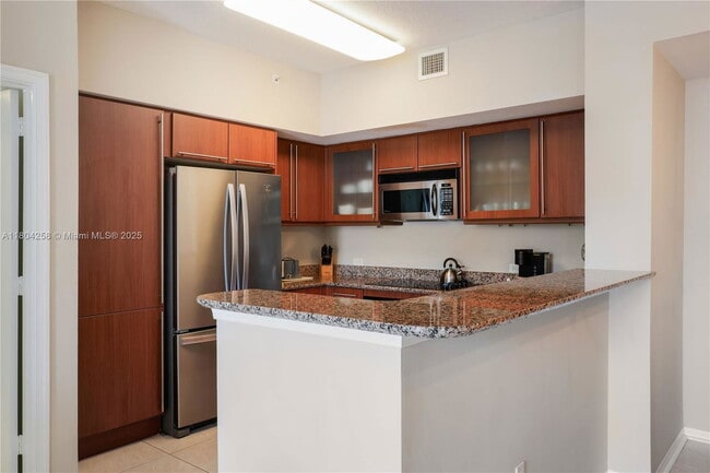 Building Photo - 2080 S Ocean Dr