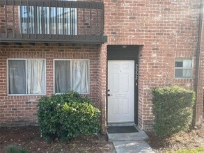 Building Photo - 2352 Huntington Green Ct