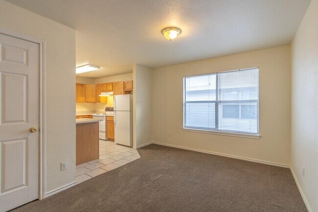 Foto del edificio - 2226 Katy Ln