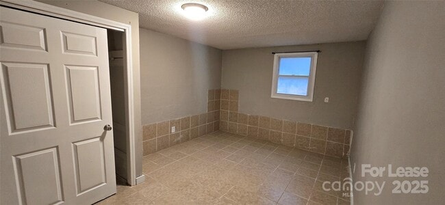 Foto del edificio - 508 Arlington Cir NW