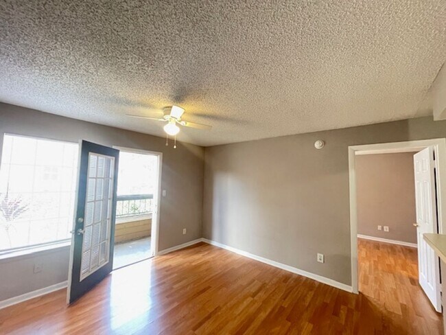 Foto del edificio - First Floor 1 Bedroom Condo In Orlando Area!