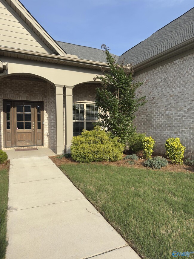 Building Photo - 1 SW She Oak Dr