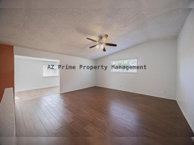 Building Photo - 3629 E Blanche Dr