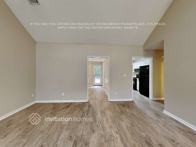 Building Photo - 10 Hawks Nest Ct