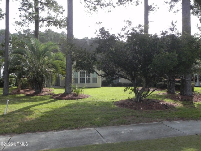 Building Photo - 130 Pinecrest Dr