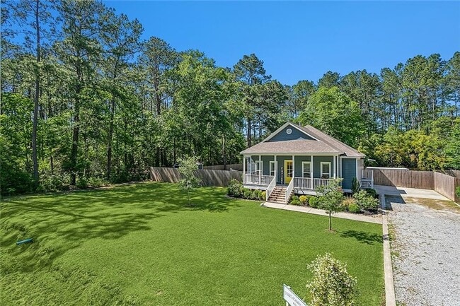 Foto del edificio - 12099 Jones Rd