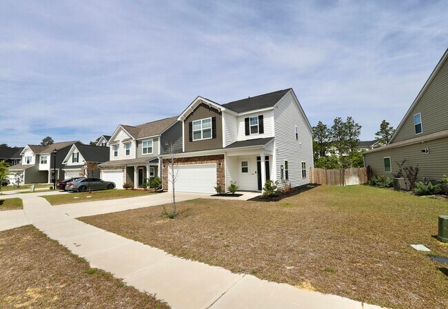 Foto del edificio - 1052 Ashcroft Cir