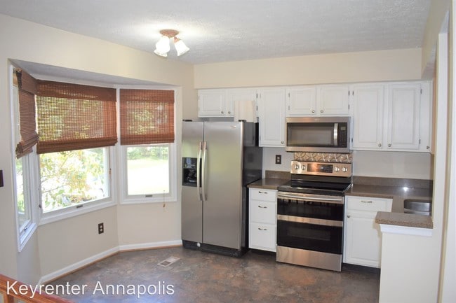 Building Photo - 2 br, 2.5 bath House - 7042 Timberfield Place