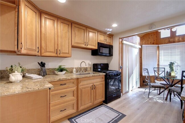 Foto del edificio - 430 E Country Club Blvd