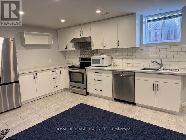 Photo du bâtiment - 27 Wetherburn Dr