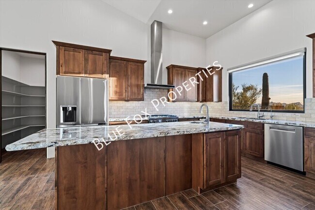Foto del edificio - 13037 N Red Quail Pl