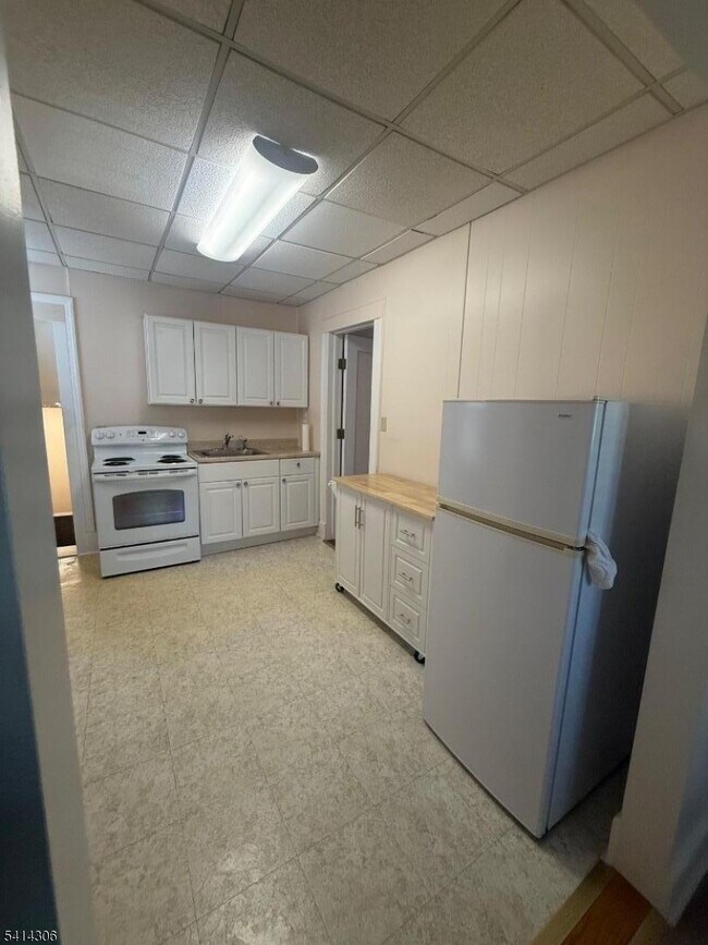 Foto del edificio - 290 Claremont Ave