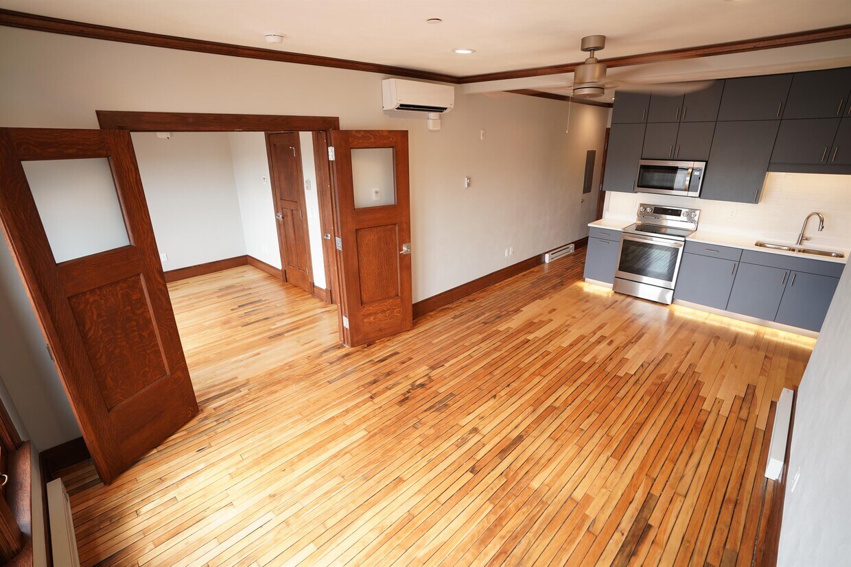 Foto del edificio - 704 Jefferson St