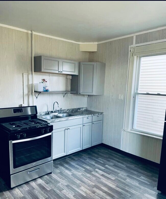 Foto del edificio - 1625 6th Ave