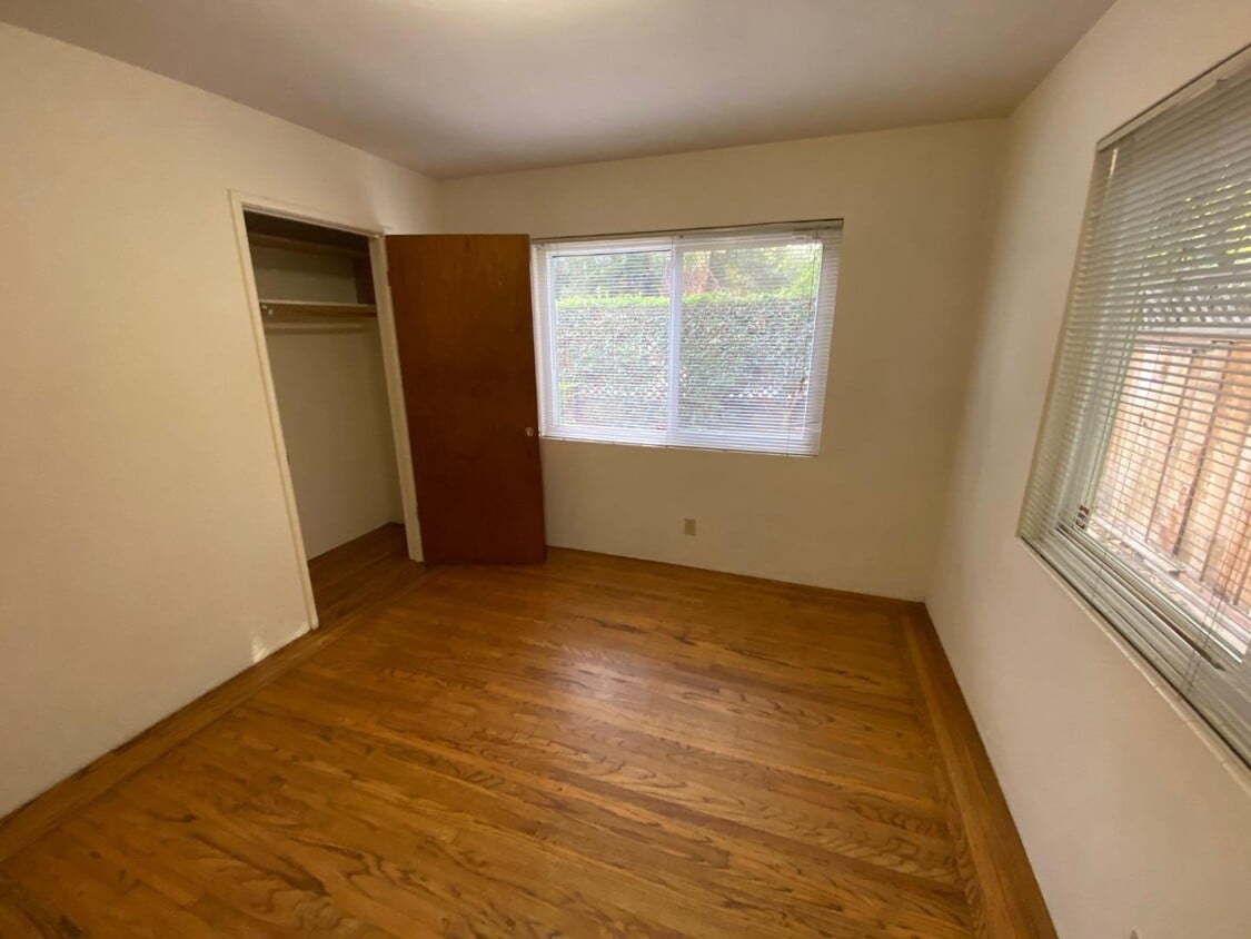 1811 Woodland Ave, East Palo Alto, CA 94303 Condo for Rent in East