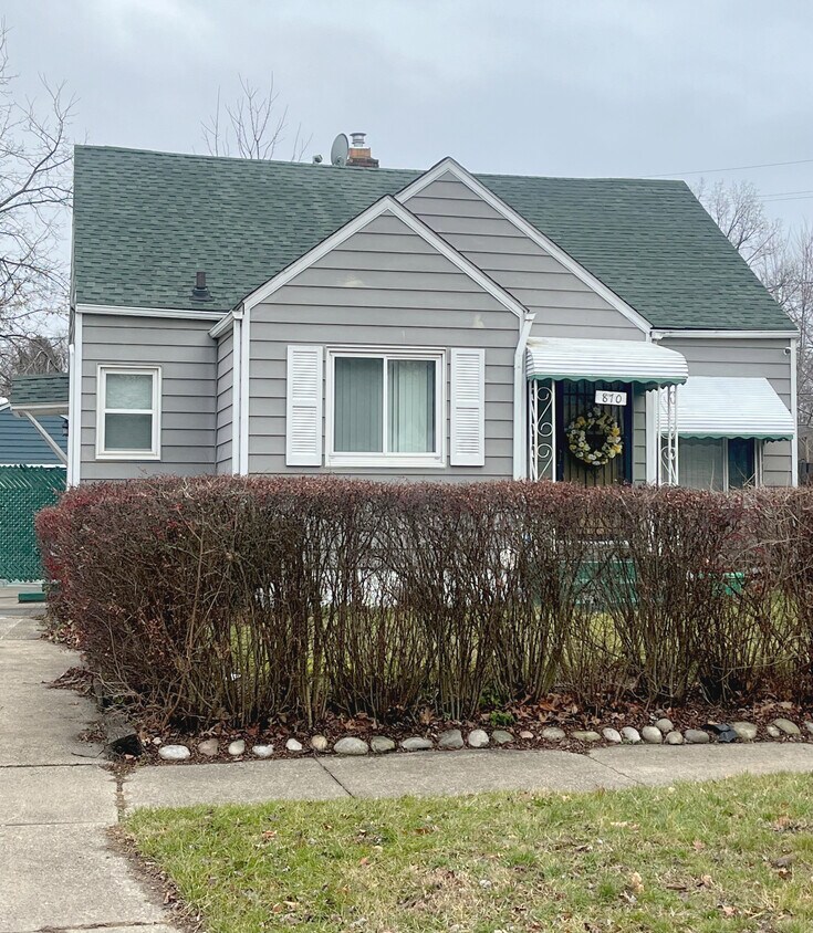 870 Frederick Blvd, Akron, OH 44320 House Rental in Akron, OH
