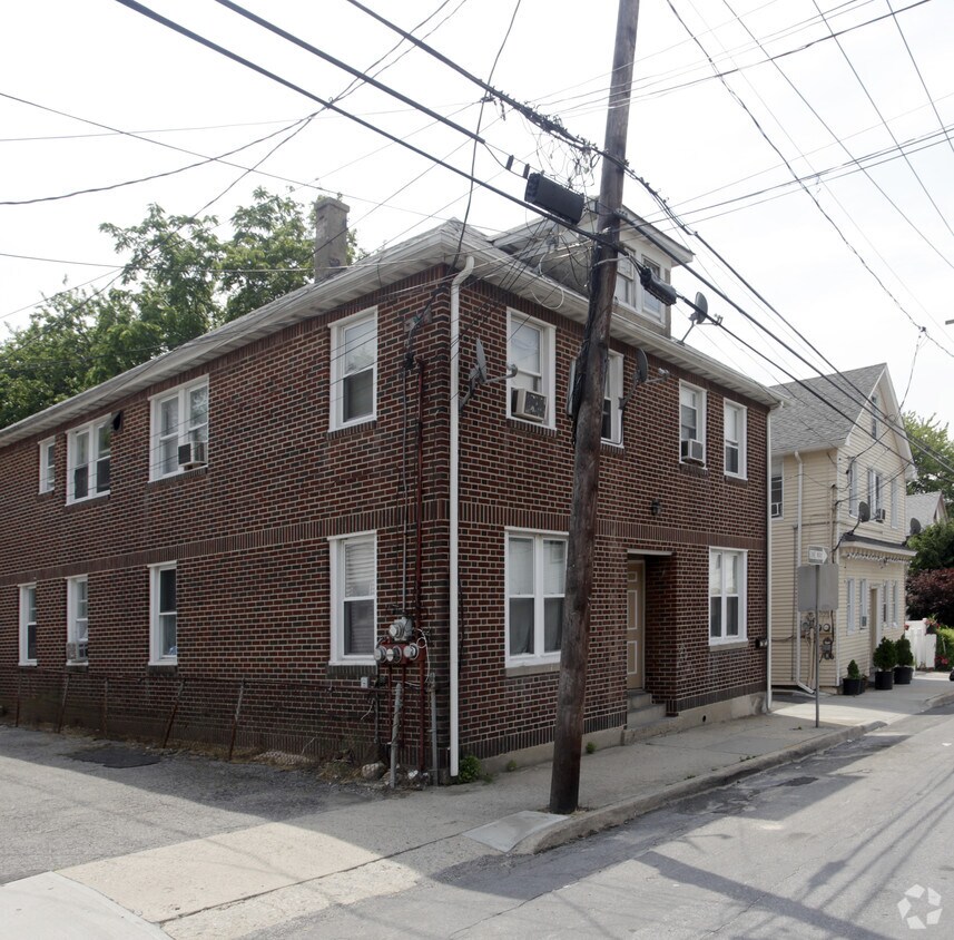 Foto del edificio - 57 Hazel St