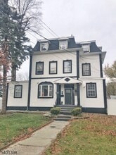 Building Photo - 227 E 3rd Ave