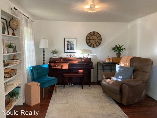 Building Photo - 2 br, 1 bath House - 514 N Sunset St