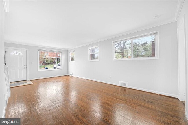 Foto del edificio - 5225 59th Ave