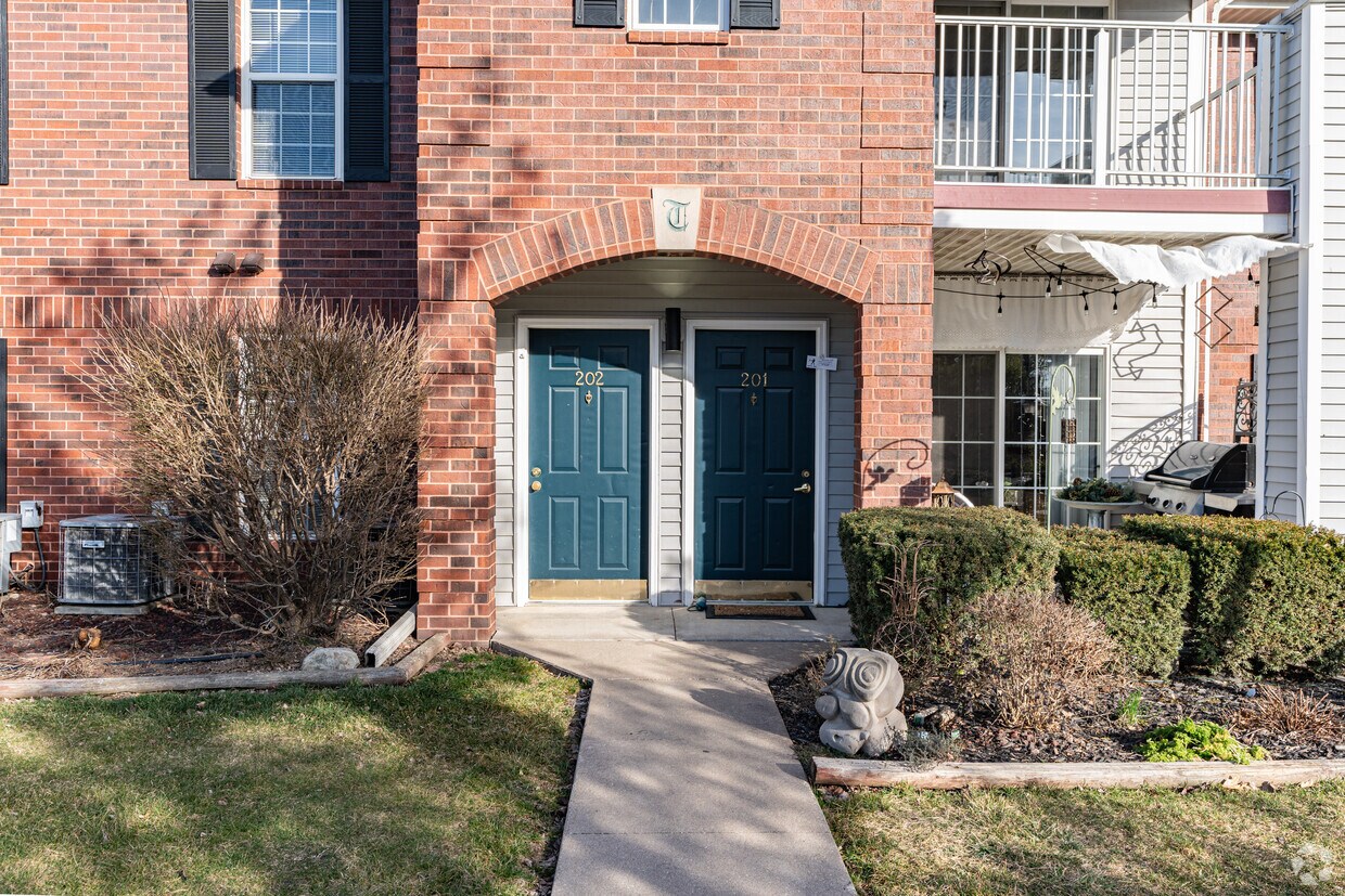 Creekside Park Apartments in IL