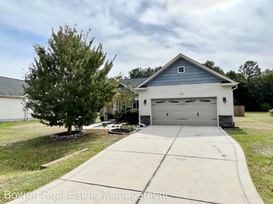 Foto principal - 3 br, 2 bath House - 807 Lavender Court