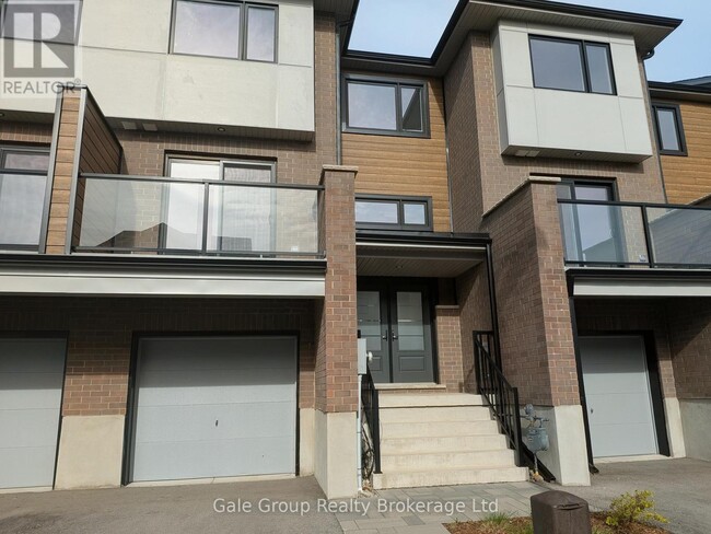 Building Photo - 7 Bridge Cres