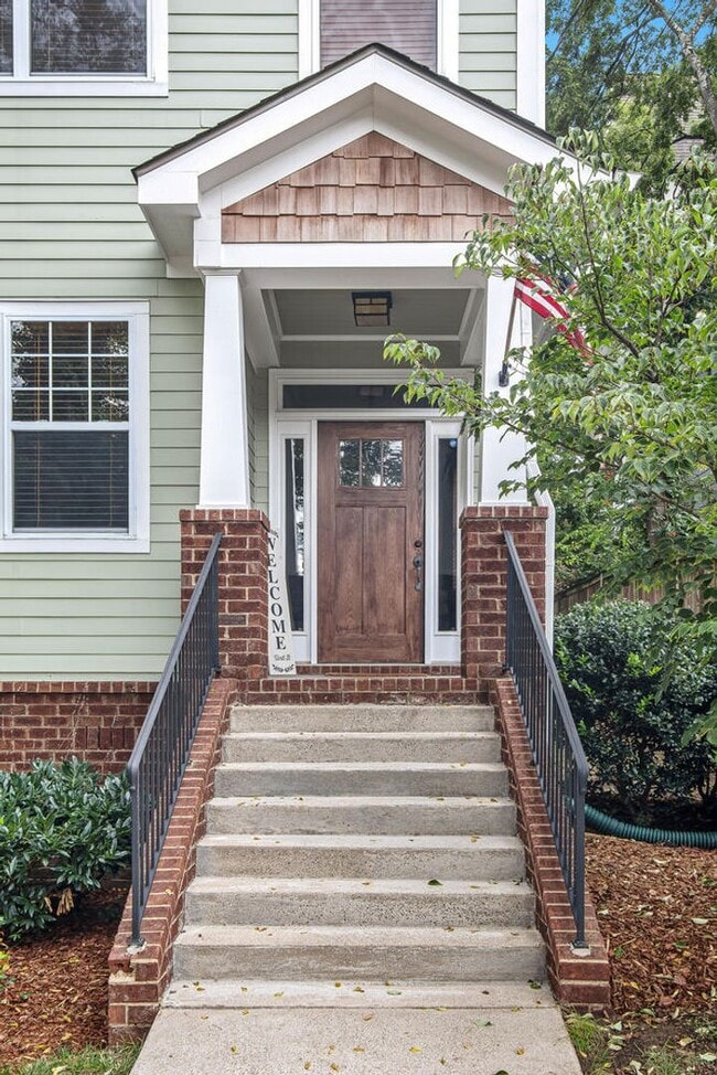 Building Photo - 1109 S Douglas Ave, Unit B, Nashville, TN ...