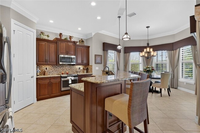 Building Photo - 7352 Lantana Way