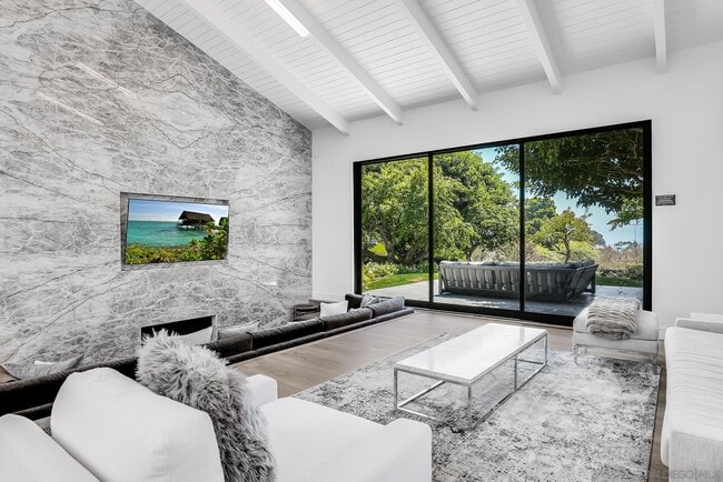 Building Photo - 1419 Inspiration Dr