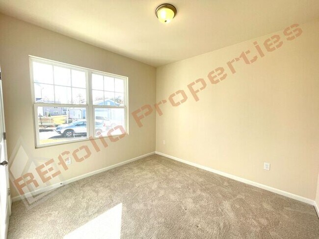 Foto del edificio - Brand New Modern Single Story 4 Bedroom 2 ...