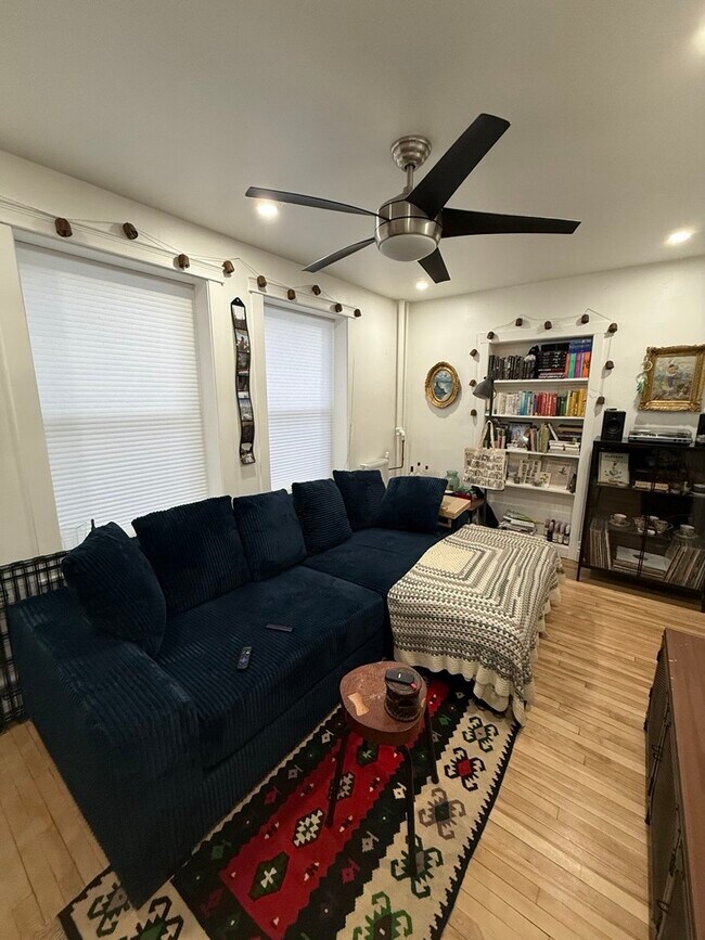 Building Photo - 318 Cooper St