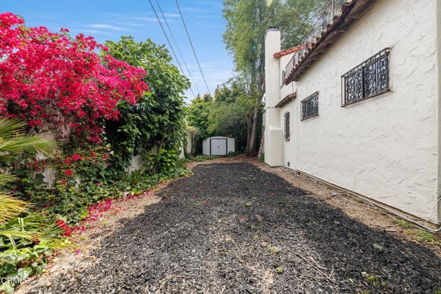 Foto del edificio - 3836 Laurel Canyon Blvd