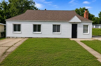Building Photo - 8109 Cler Ave