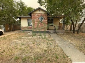 Building Photo - 1640 E Orman Ave