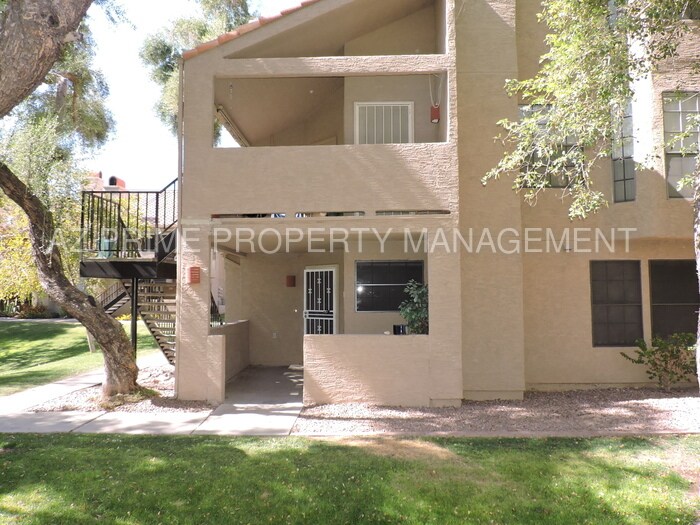 Foto principal - 2333 E Southern Ave