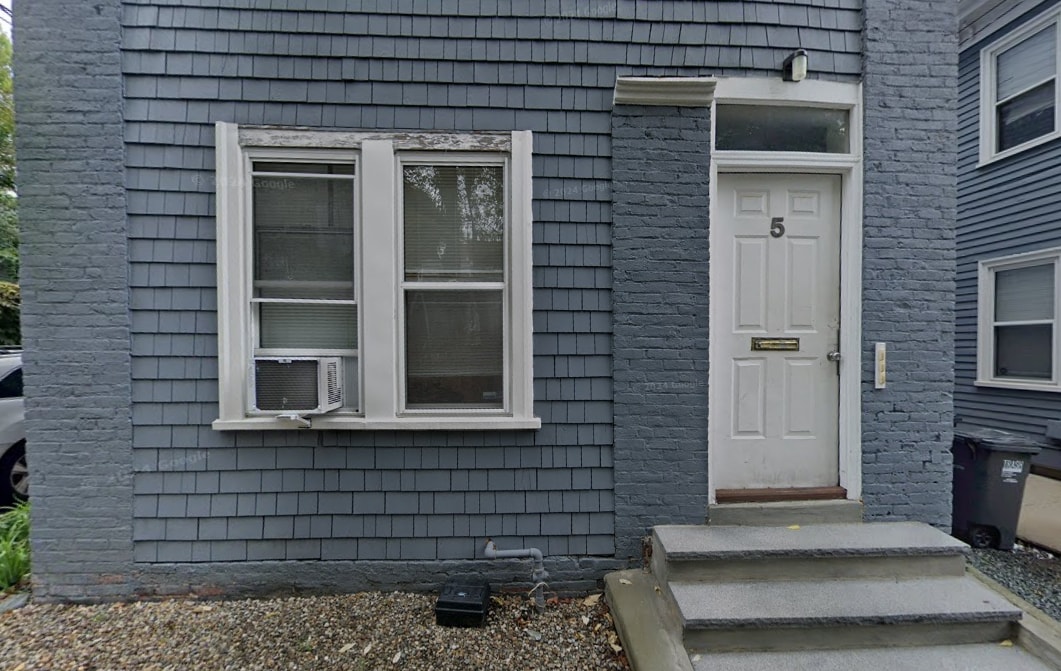 Building Photo - 5 Elmer St