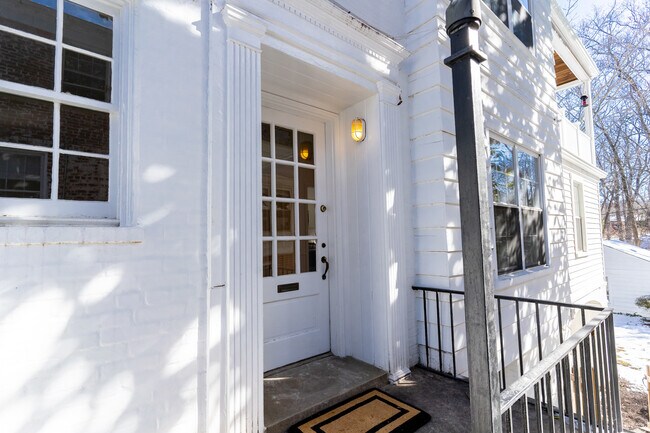 Foto del edificio - 5249 Nebraska Ave NW