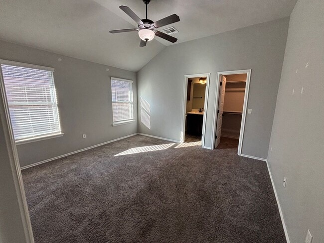 Building Photo - Home for rent