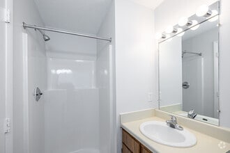 2BR, 2BA Classic - 800SF - Bathroom - Briar Knoll Apts