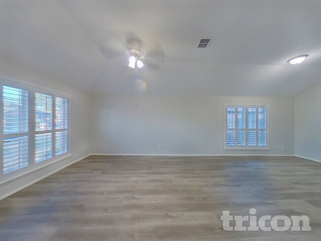 Foto del edificio - 4703 Topaz Ln