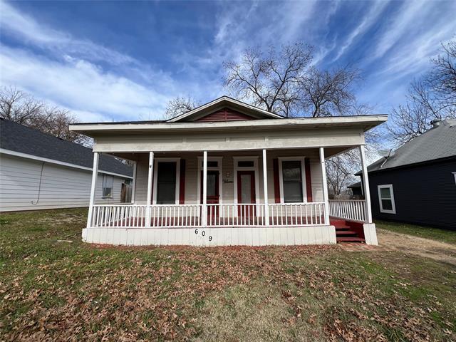 Building Photo - 609 W Monterey St