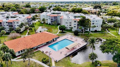 Building Photo - 1810 N Lauderdale Ave