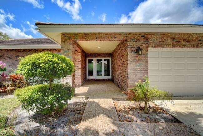 Building Photo - 3601 NW 23rd Ct