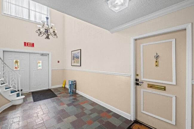 Foto del edificio - 6851 Roswell Rd