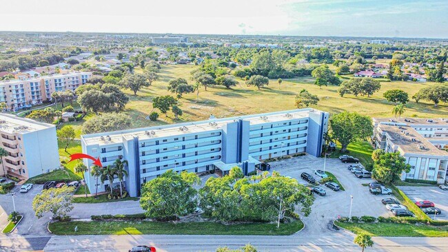 Foto del edificio - 5301 NW 2nd Ave