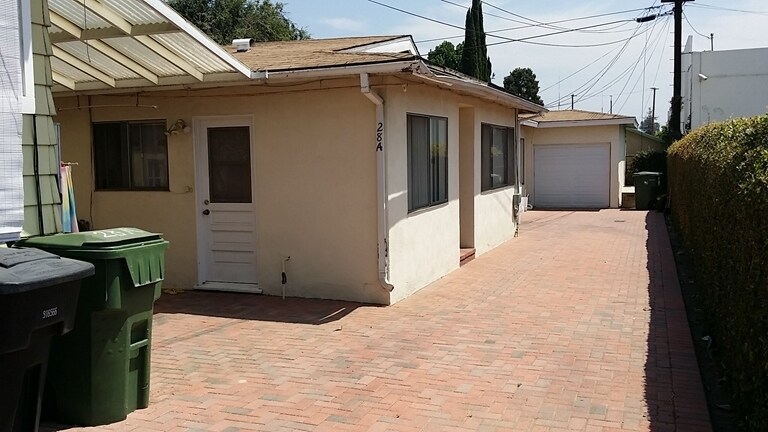 Building Photo - 26 N Hidalgo Ave